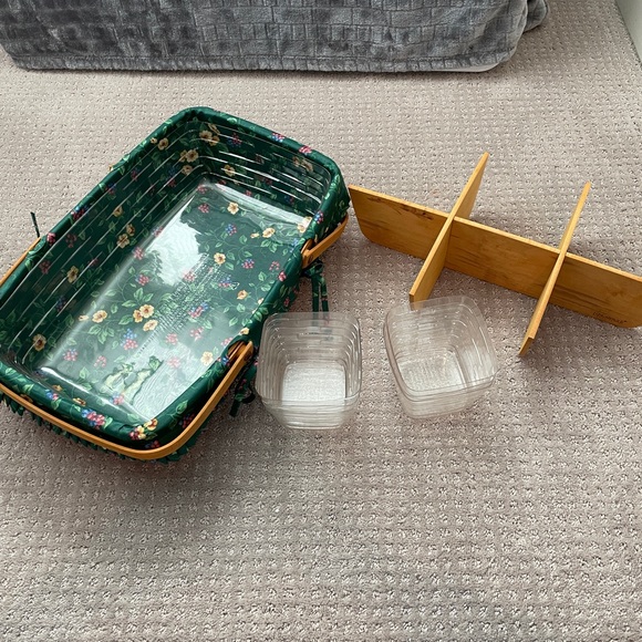 Longaberger Medium Classic Gathering Basket w/ Emerald Vine liner & 7 dividers
